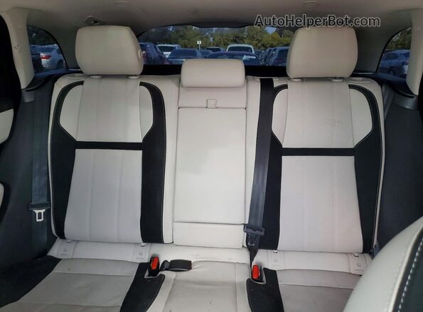 SALYJ2EX7MA298136 2021 LAND ROVER RANGE Black Widok tylnych siedzeń