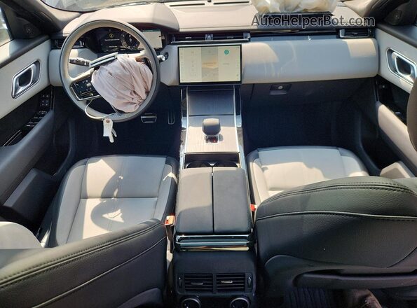 SALYL2EX1TA826312 2026 LAND ROVER RANGE Gray Vista del salpicadero