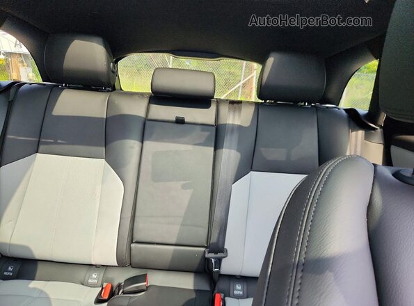 SALYL2EX1TA826312 2026 LAND ROVER RANGE Gray Vista de los asientos traseros