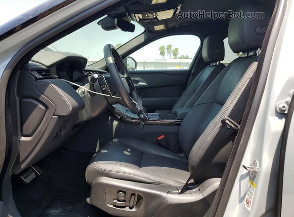 SALYL2EX4TA824179 2026 LAND ROVER RANGE Gray Front interior view