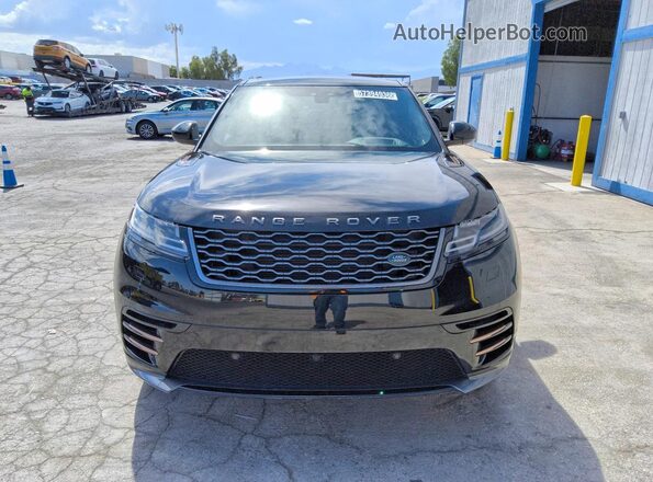 SALYL2RX5JA734725 2018 LAND ROVER RANGE Black Front view