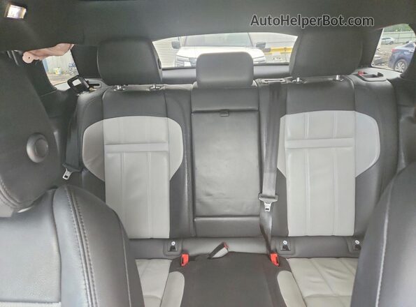 SALZL2FX5NH168605 2022 LAND ROVER RANGE White Vista de los asientos traseros