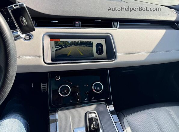 SALZT2GX1LH008300 2020 LAND ROVER RANGE White Rear interior view