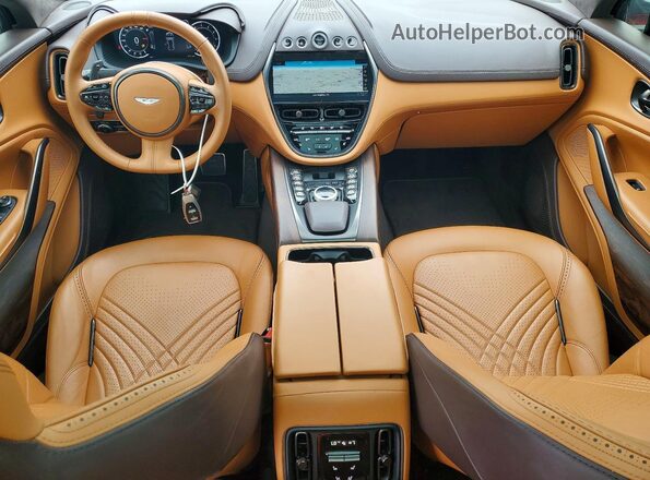 SCFVUJAW9MTV01008 2021 ASTON MARTIN DBX Черный Вид панели приборов