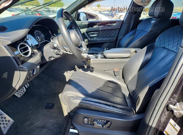 SJAAC2ZV5JC017982 2018 BENTLEY BENTAYGA Black Սալոնի դիմացի տեսք