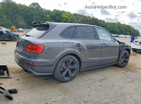 SJAAC2ZV6JC018686 2018 BENTLEY BENTAYGA Gray Trasero derecho
