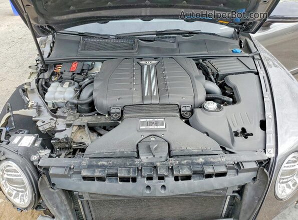 SJAAC2ZV6JC018686 2018 BENTLEY BENTAYGA Gray Vista del compartimento del motor