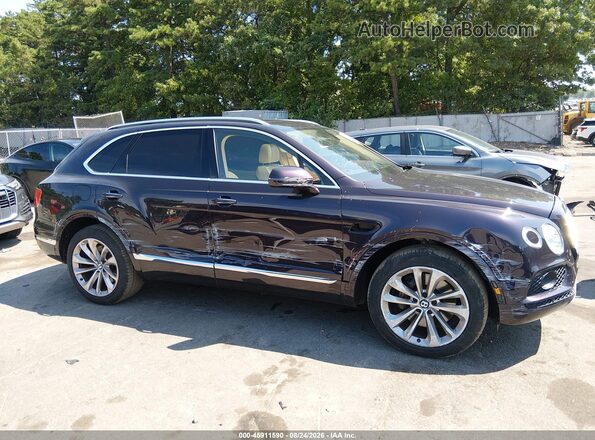 SJAAC2ZV9HC015209 2017 BENTLEY BENTAYGA Фиолетовый Вид задней части салона