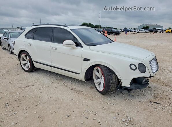 SJAAC2ZVXHC014912 2017 BENTLEY BENTAYGA White Առջևի աջ