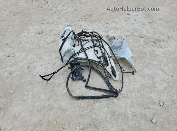 SJAAC2ZVXHC014912 2017 BENTLEY BENTAYGA White VIN կոդի պիտակի տեսք