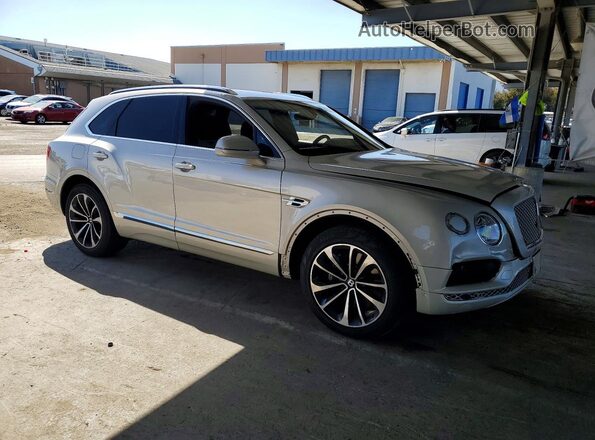 SJAAC4ZV4JC018083 2018 BENTLEY BENTAYGA Cream Առջևի աջ