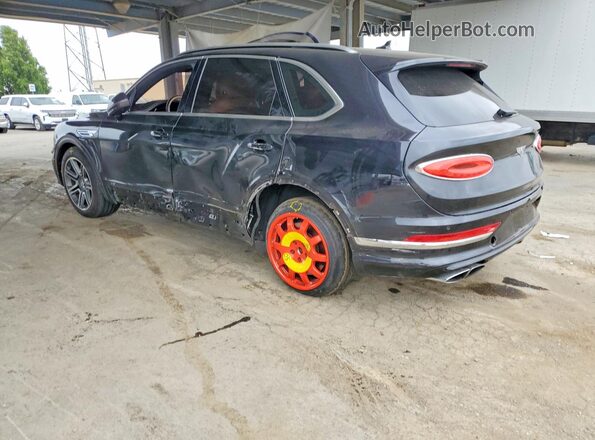 SJAAM2ZV8MC035958 2021 BENTLEY BENTAYGA Черный Задняя левая четверть