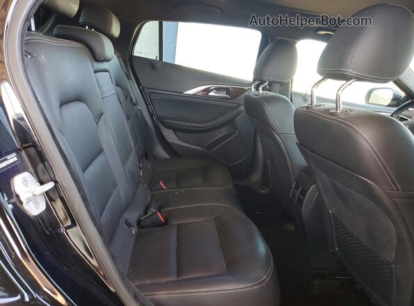 SJKCH5CPXJA054135 2018 INFINITI QX30 Black Հետևի նստատեղերի տեսք