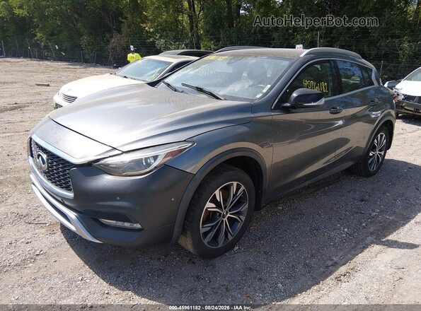 SJKCH5CR8HA037362 2017 INFINITI QX30 Gray Przód lewy