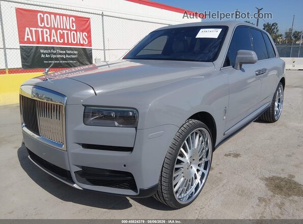 SLA689X50KU114060 2019 ROLLS-ROYCE CULLINAN Gray წინა მარცხენა ხედი სამი მეოთხედიდან