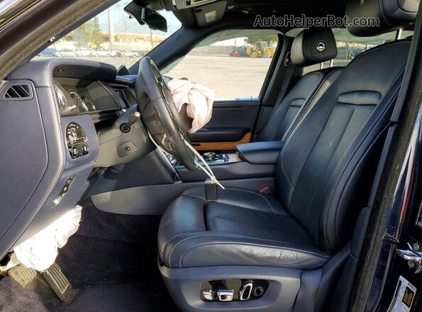 SLATV4C00LU200933 2020 ROLLS-ROYCE CULLINAN Black Սալոնի դիմացի տեսք