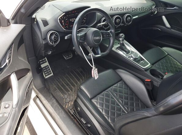 TRUAEAFV6M1004364 2021 AUDI TT White Dashboard view
