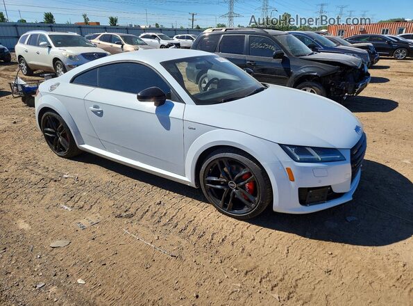 TRUC5AFVXH1014104 2017 AUDI TT White Front right