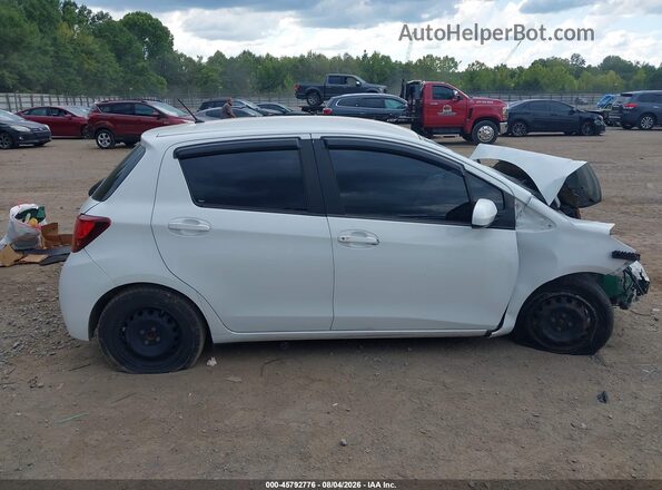 VNKKTUD31HA074746 2017 TOYOTA YARIS White Instrument cluster view