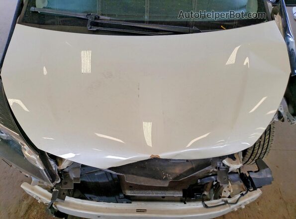 VNKKTUD33HA076028 2017 TOYOTA YARIS White უკანა სალონის ხედი