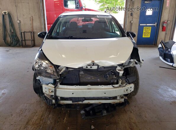 VNKKTUD33HA076028 2017 TOYOTA YARIS White წინა ხედი