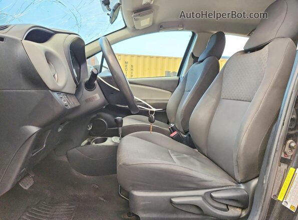VNKKTUD34GA059902 2016 TOYOTA YARIS Black Вид салону спереду