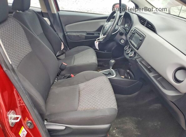 VNKKTUD35HA080193 2017 TOYOTA YARIS Red Widok wnętrza z przodu