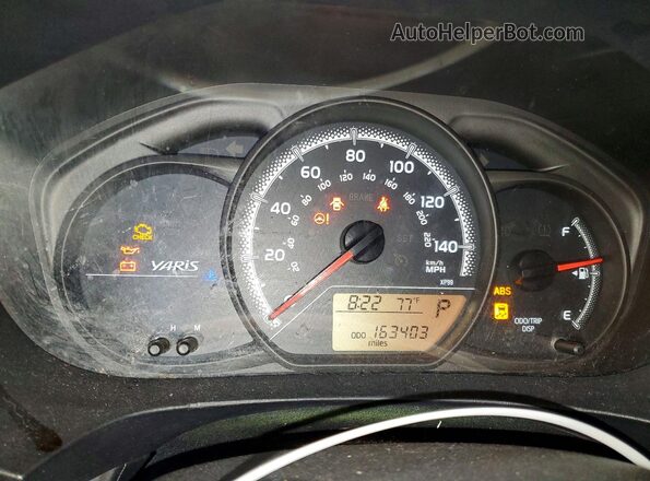 VNKKTUD36GA060260 2016 TOYOTA YARIS White Вид щитка приладів