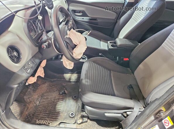 VNKKTUD36JA096909 2018 TOYOTA YARIS Gray Սալոնի դիմացի տեսք