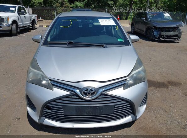 VNKKTUD3XGA062917 2016 TOYOTA YARIS Silver ხელსაწყოთა პანელის ხედი