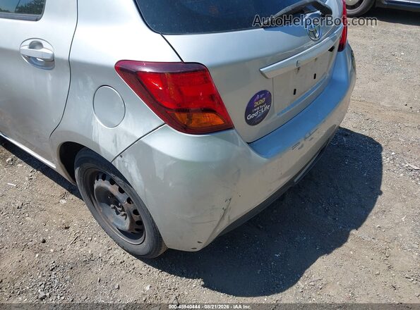 VNKKTUD3XGA062917 2016 TOYOTA YARIS Silver წინა ხედი