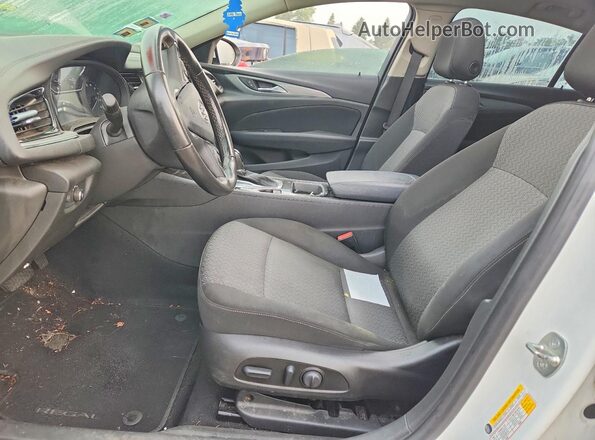 W04GL6SX3K1040728 2019 BUICK REGAL White Vista interior delantera