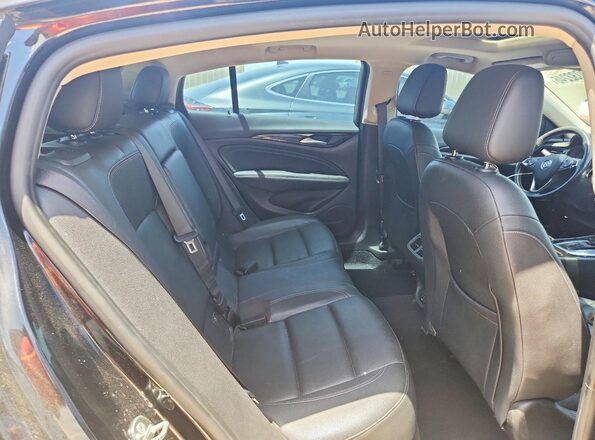 W04GP6SX6J1147369 2018 BUICK REGAL Black Հետևի նստատեղերի տեսք