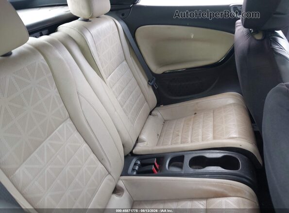 W04WH3N5XHG039233 2017 BUICK CASCADA White Vista de la etiqueta del VIN