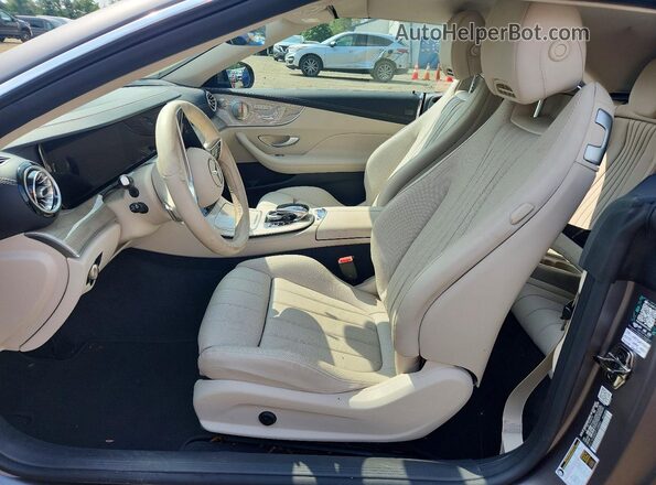 W1K1K5KB4PF208583 2023 MERCEDES-BENZ E Gray წინა სალონის ხედი