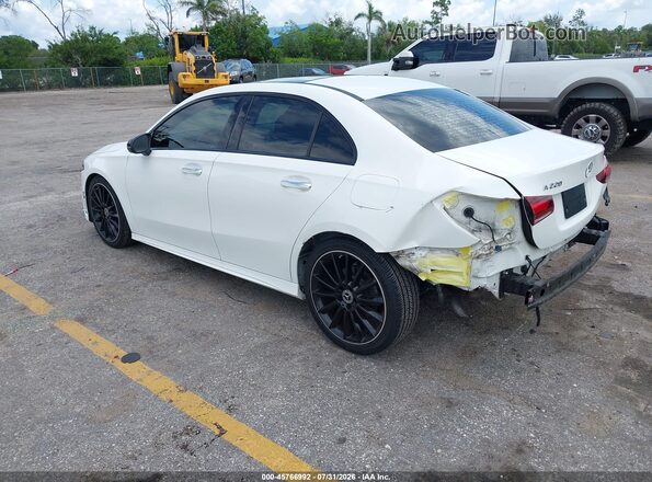 W1K3G4EB2NJ368438 2022 MERCEDES-BENZ A 220 White Trasero izquierdo