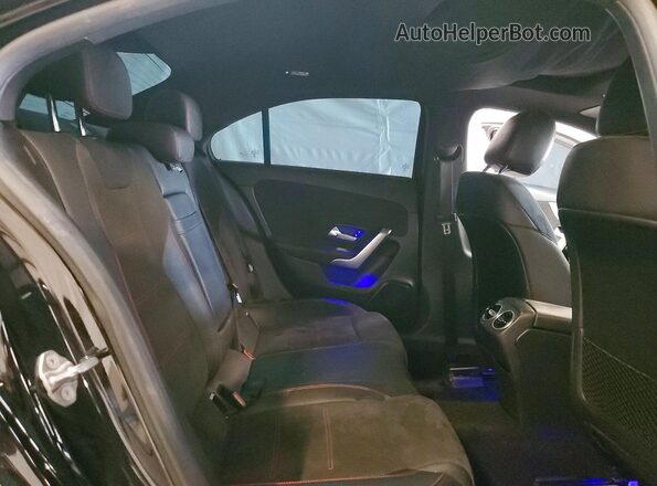 W1K3G4EB3LJ202216 2020 MERCEDES-BENZ A Black Вид задніх сидінь