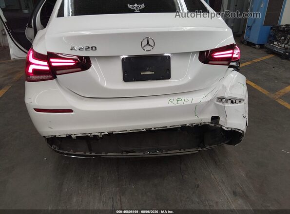 W1K3G4EB4MJ297970 2021 MERCEDES-BENZ A 220 Белый Вид спереди