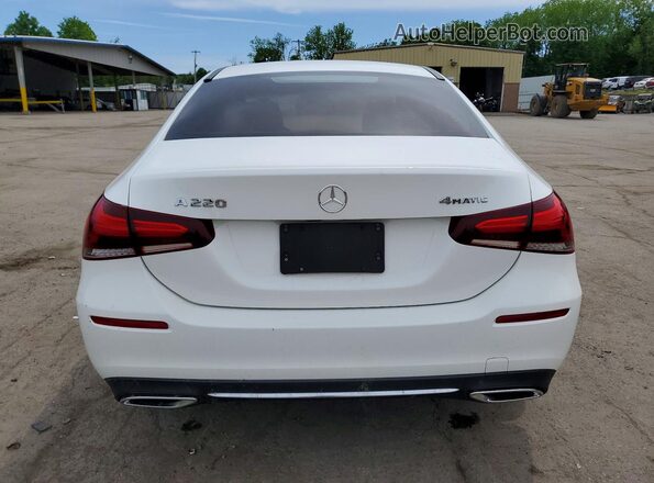 W1K3G4FB3MJ317057 2021 MERCEDES-BENZ A White Вид ззаду