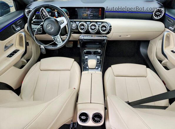 W1K3G4FB5LW047864 2020 MERCEDES-BENZ A Синий Вид панели приборов