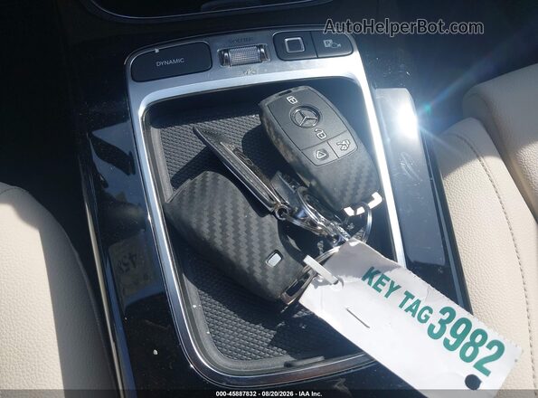 W1K5J4HB6SN552341 2025 MERCEDES-BENZ CLA-CLASS Blue Widok deski rozdzielczej