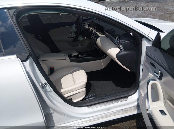 W1K5J4HB9LN084266 2020 MERCEDES-BENZ CLA 250 White Vista interior delantera