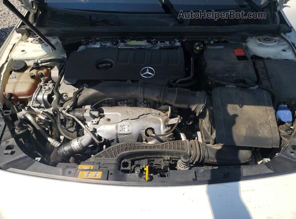 W1K5J4HB9MN180612 2021 MERCEDES-BENZ CLA-CLASS White Vista de los asientos traseros