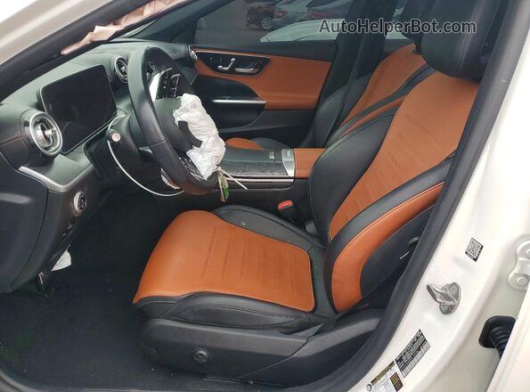 W1KAF4GB0PR123780 2023 MERCEDES-BENZ C White Vista interior delantera