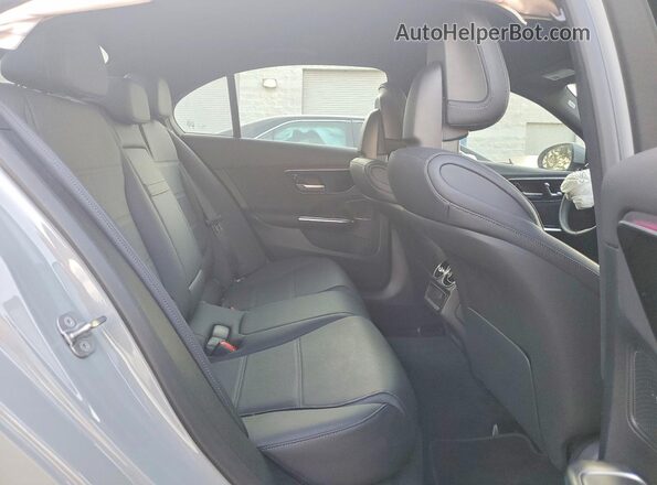 W1KAF4GB1SR288018 2025 MERCEDES-BENZ C Gray Vista de los asientos traseros