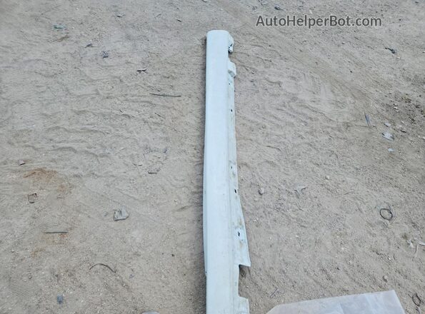 W1KAF4GB4RR180955 2024 MERCEDES-BENZ C White Vista del compartimento del motor