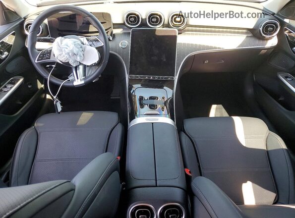 W1KAF4GB6PR141121 2023 MERCEDES-BENZ C Black Vista del salpicadero