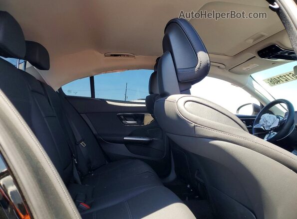 W1KAF4GB6PR141121 2023 MERCEDES-BENZ C Black Vista de los asientos traseros