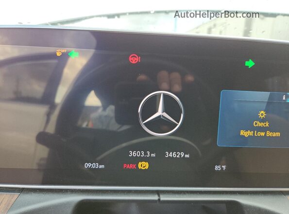 W1KAF4GB6SR252809 2025 MERCEDES-BENZ C White 