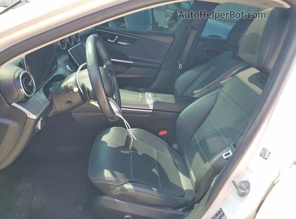 W1KAF4GB8PR104748 2023 MERCEDES-BENZ C Белый Вид салона спереди